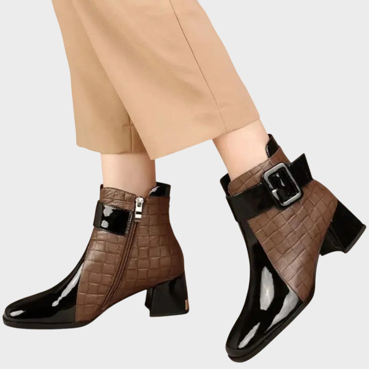 Samara |  Botines de Piel con Tacón