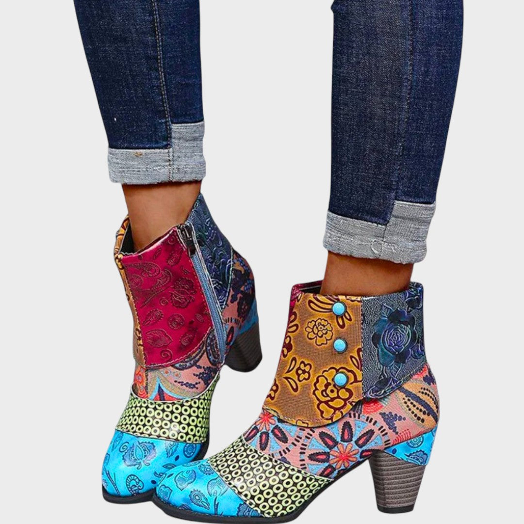 Mina | Botas Cortas con Estampado