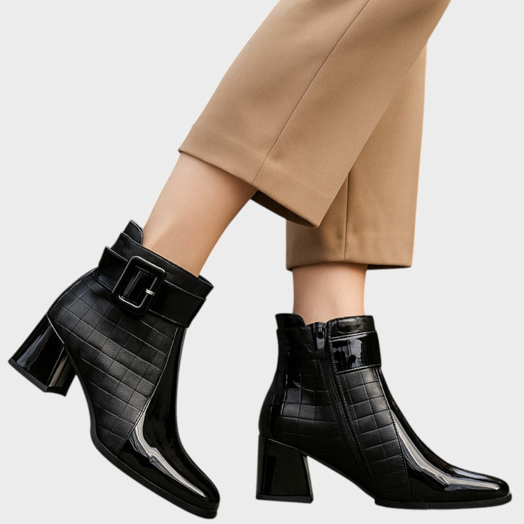 Samara |  Botines de Piel con Tacón