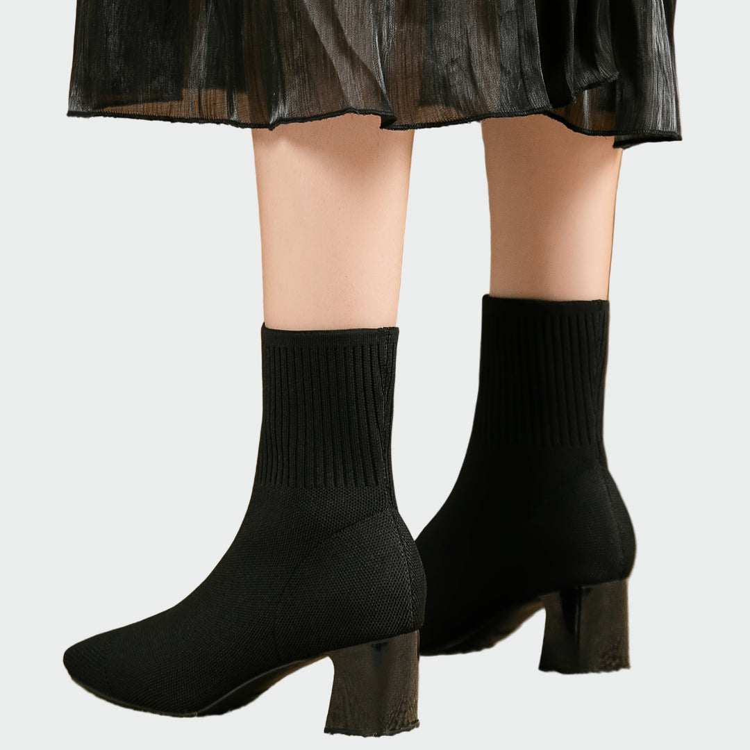 Alejandra - Botas Ortopédicas Tricotadas En Tono Beige Suave