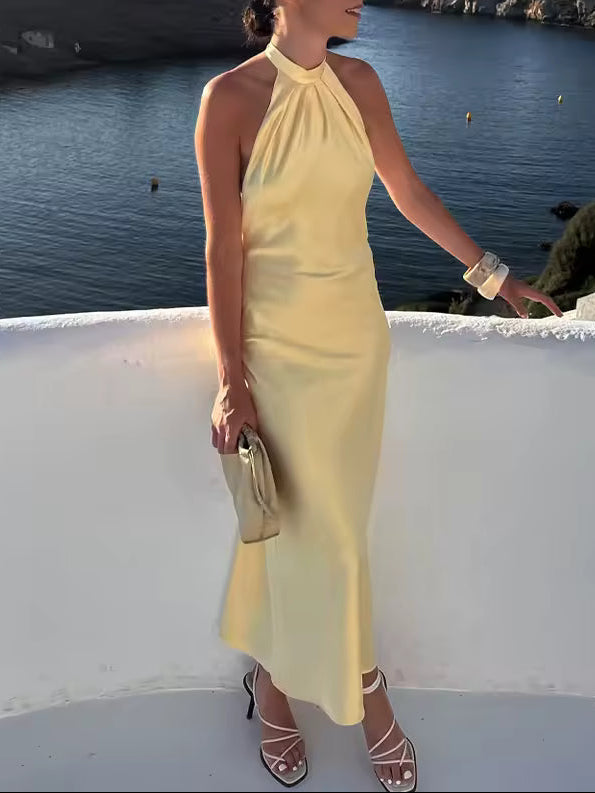 Vestido de Satén con Espalda Descubierta
