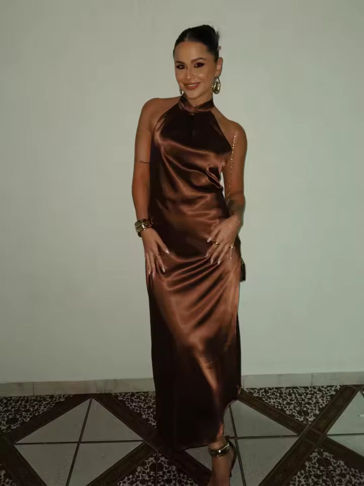 Vestido de Satén con Espalda Descubierta