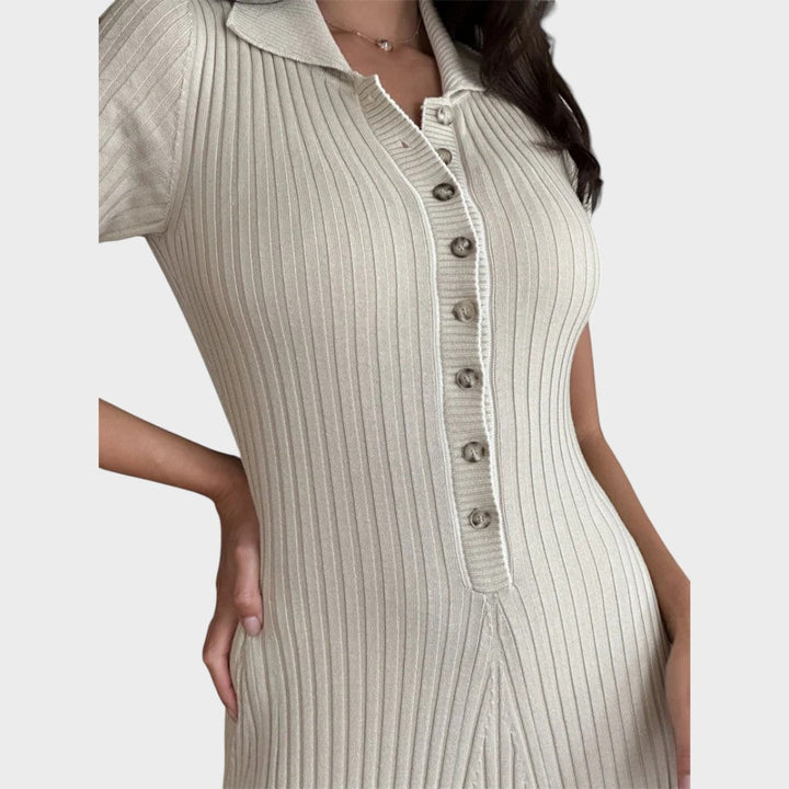 Lídia – Vestido de Malla con Decote en V y Botones