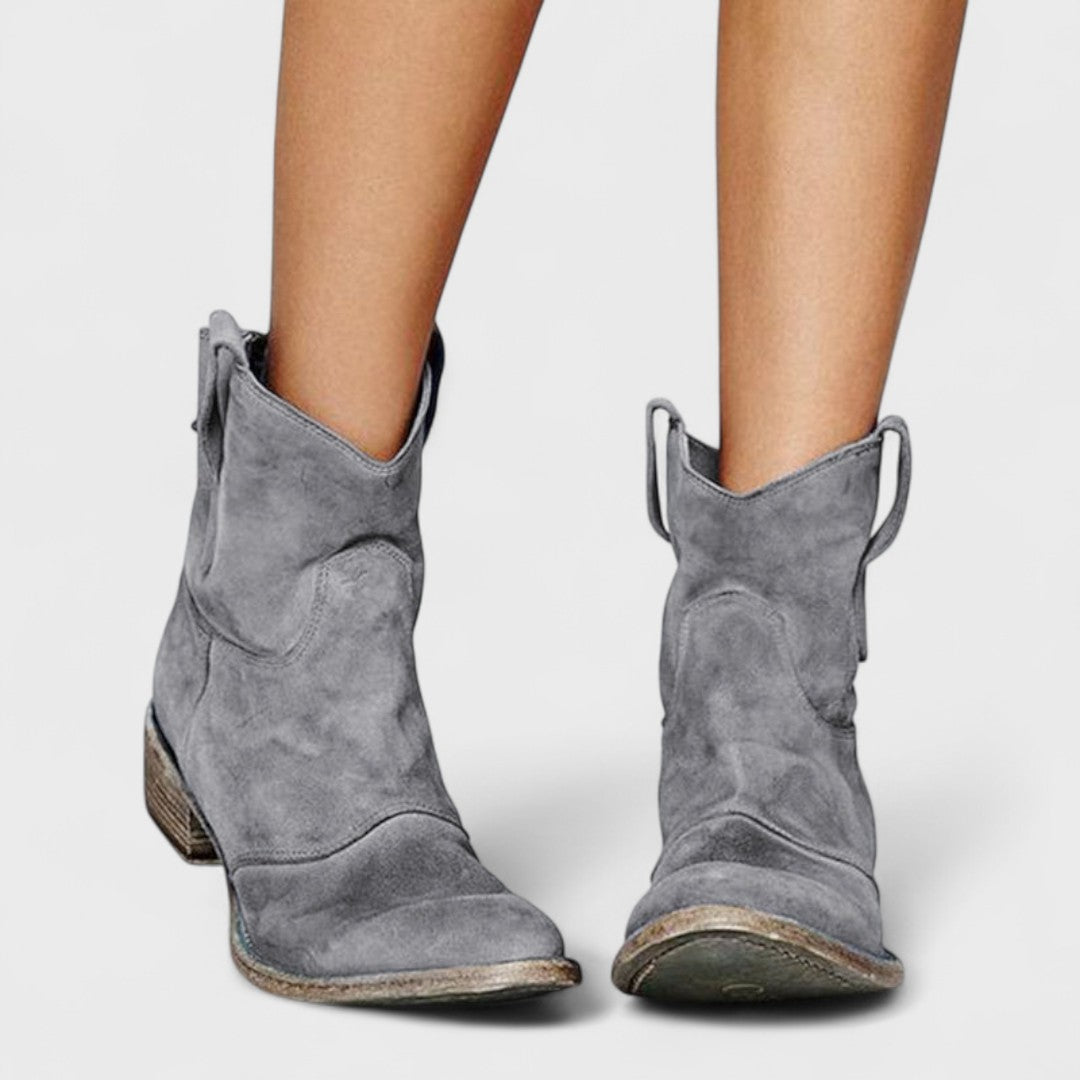 Carlotta - Elegantes Botines Atemporales
