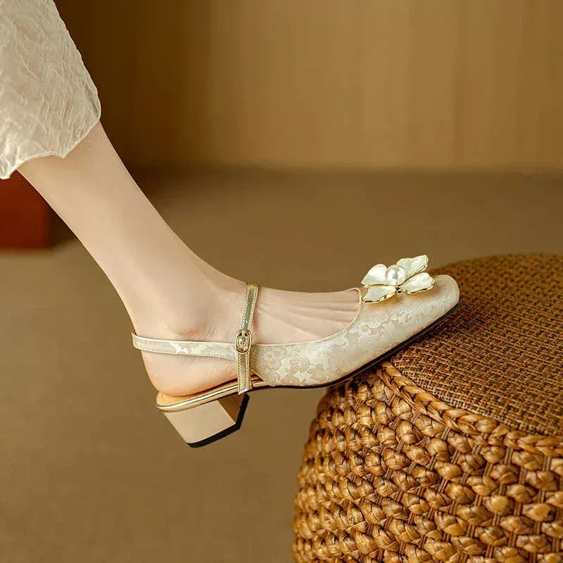 Mathilde – Zapatos elegantes para mujeres con detalle floral
