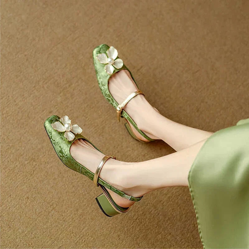 Mathilde – Zapatos elegantes para mujeres con detalle floral