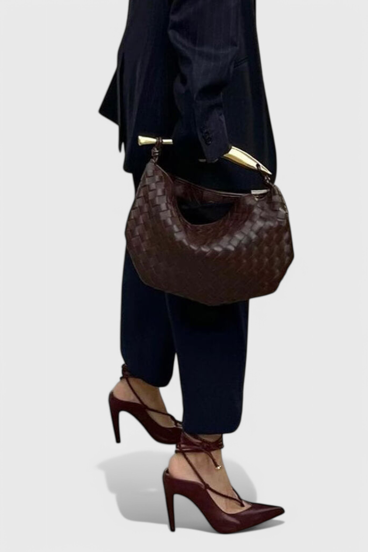 Paola - Bolso Woven con Asa Dorada