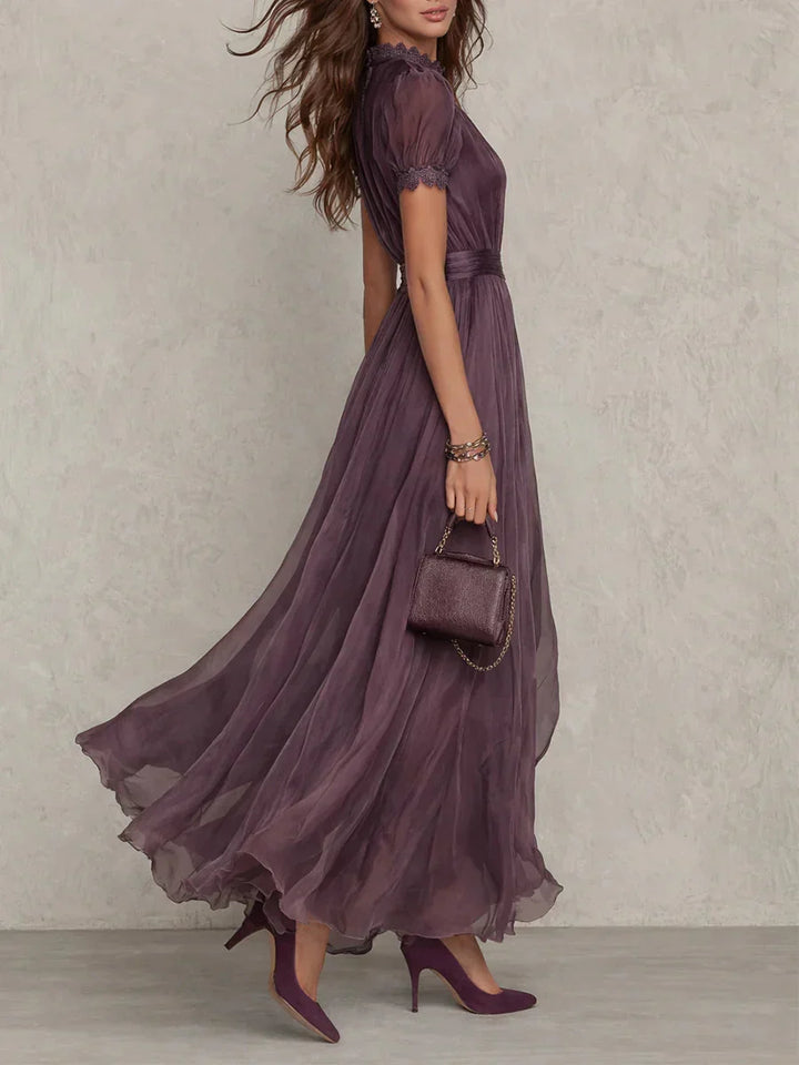 Vestido de Encaje Reinado