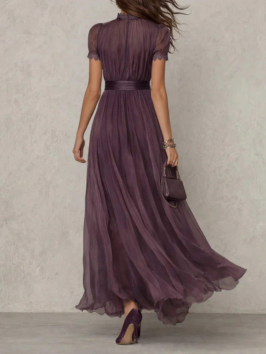 Vestido de Encaje Reinado